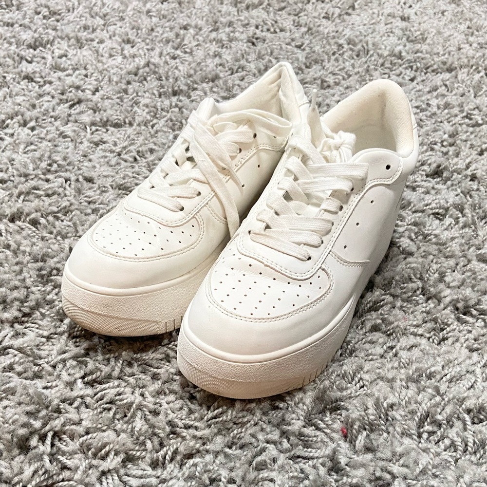 Steve Madden rocket platform sneakers